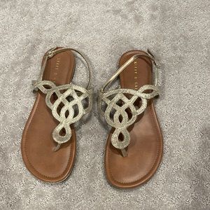 Kelly & Katie Gold Twist Sandals Size 7